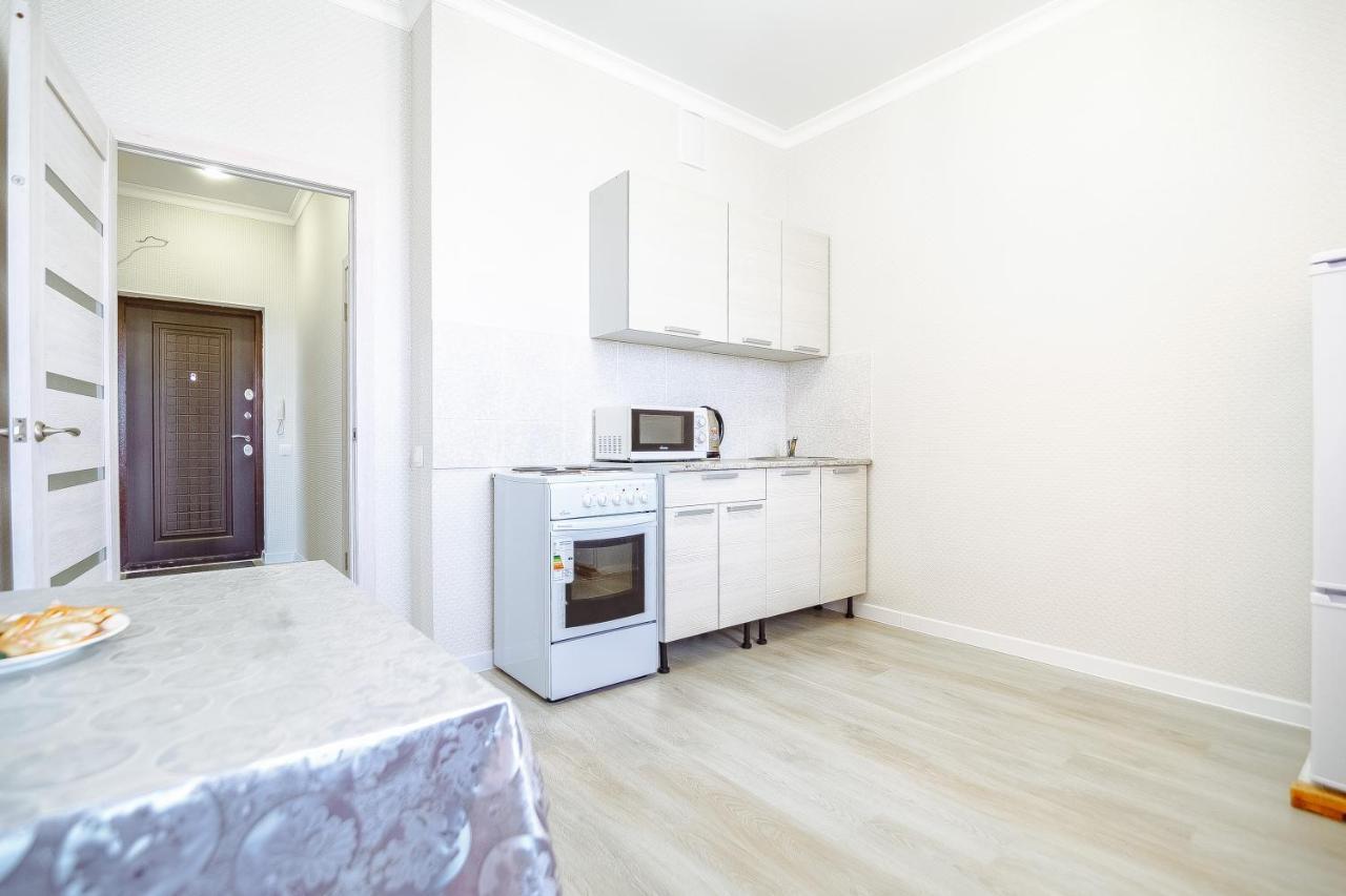 Apartment On Kabanbay Batyra Avenue 29 アスターナ エクステリア 写真