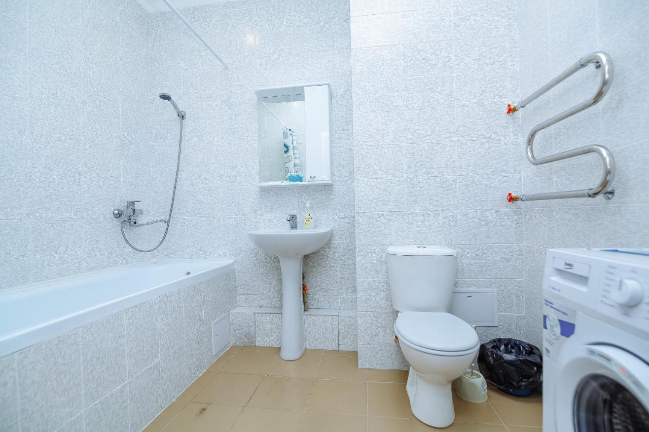 Apartment On Kabanbay Batyra Avenue 29 アスターナ エクステリア 写真